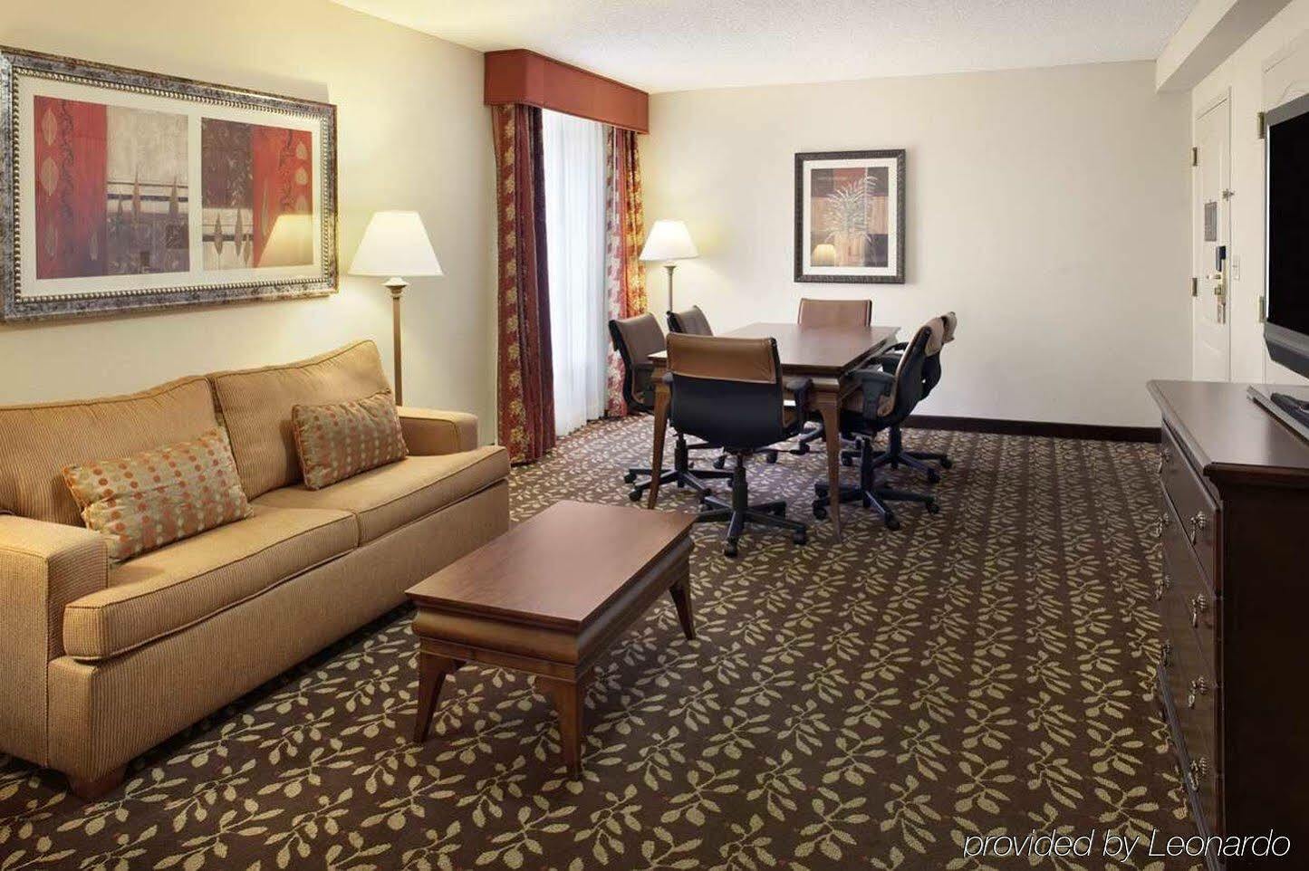 Embassy Suites By Hilton Orlando Airport Dış mekan fotoğraf