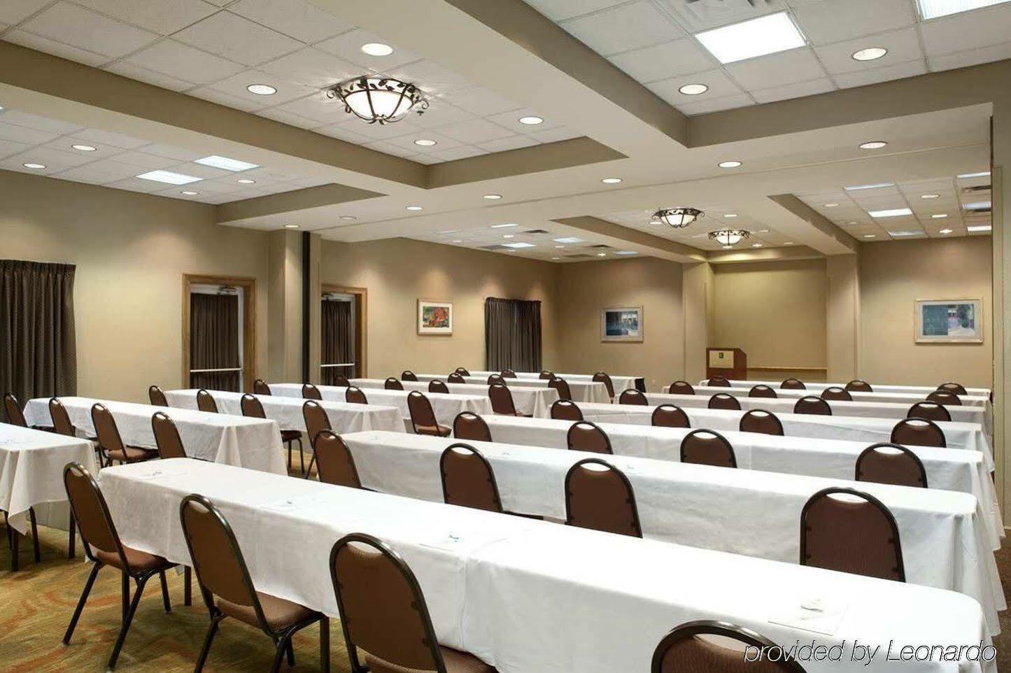 Embassy Suites By Hilton Orlando Airport Dış mekan fotoğraf